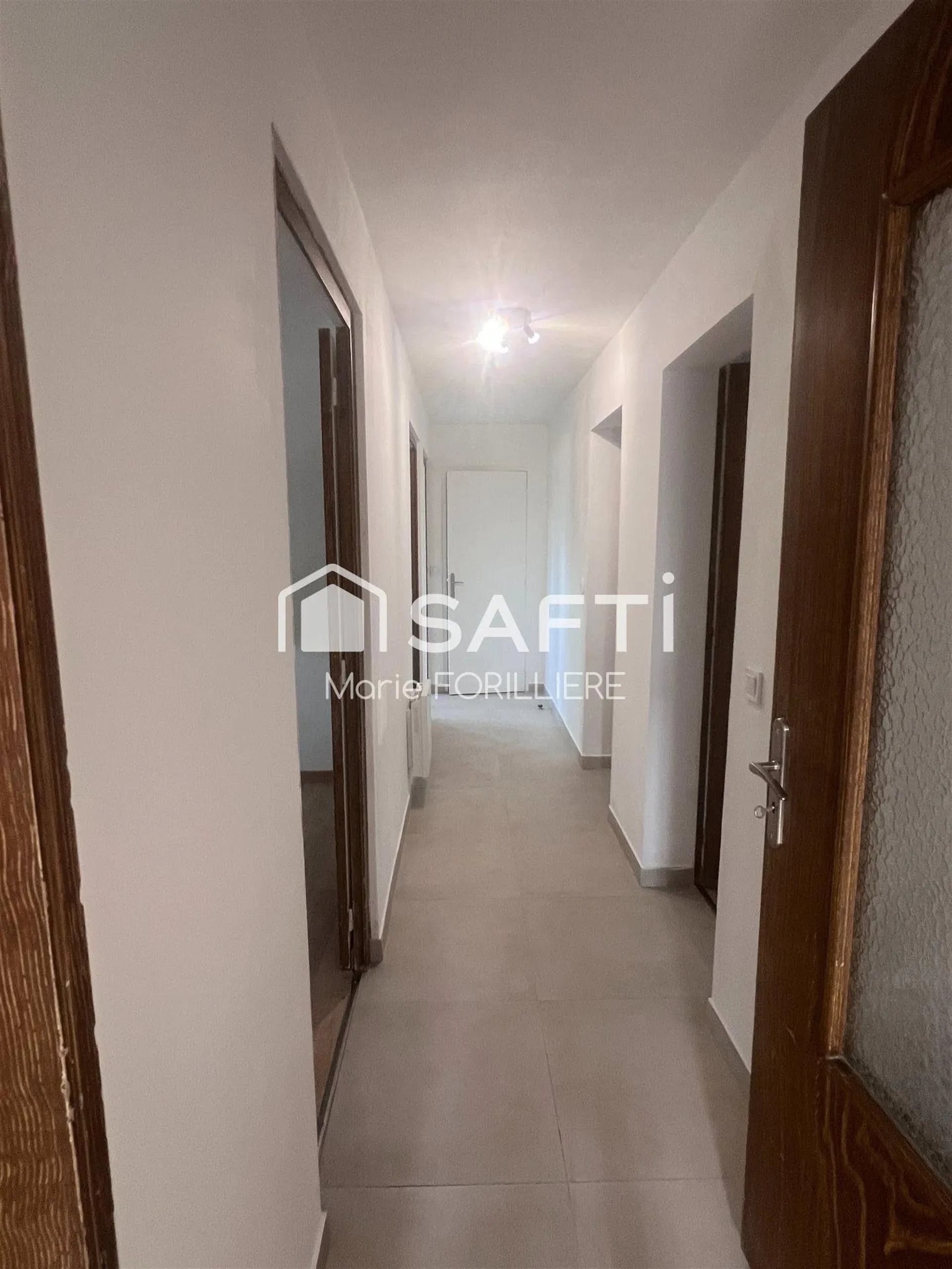 Maison à vendre, 160m², Saint-Médard-de-Guizières