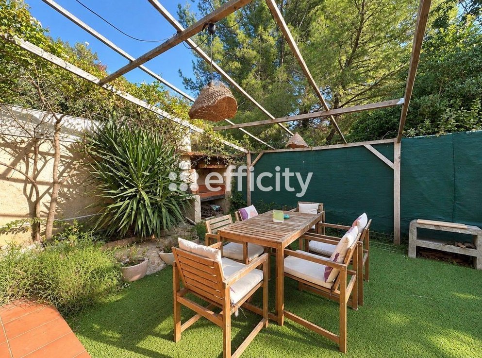 Maison à vendre, 4m², Ceyreste
