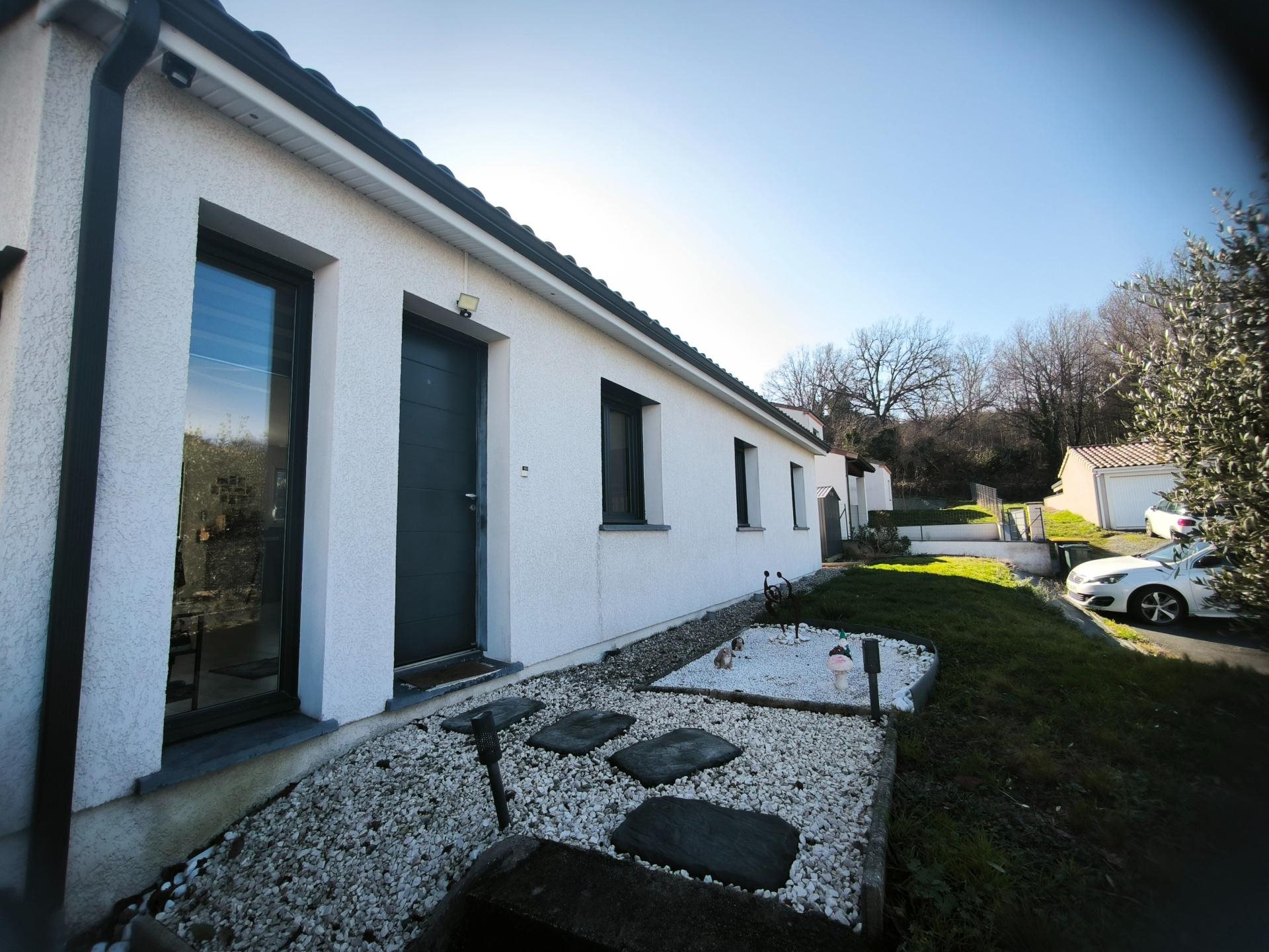 Maison à vendre, 82m², Peyrole
