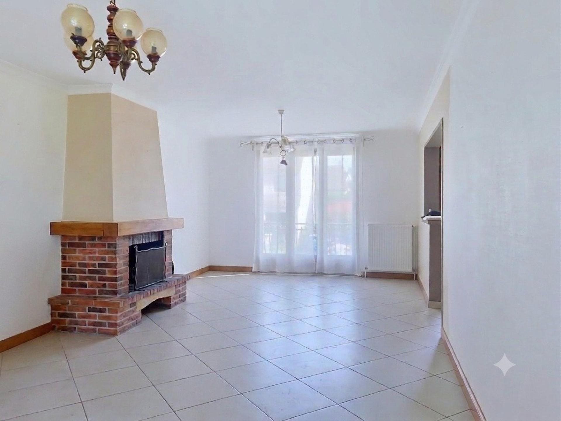 Maison à vendre, 131m², Pré-en-Pail