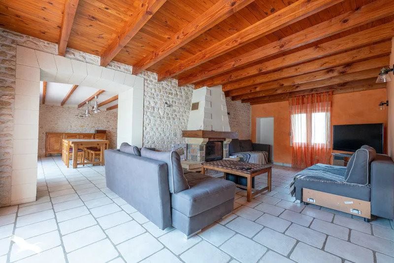 Maison à vendre, 173m², Saint-Just-Luzac
