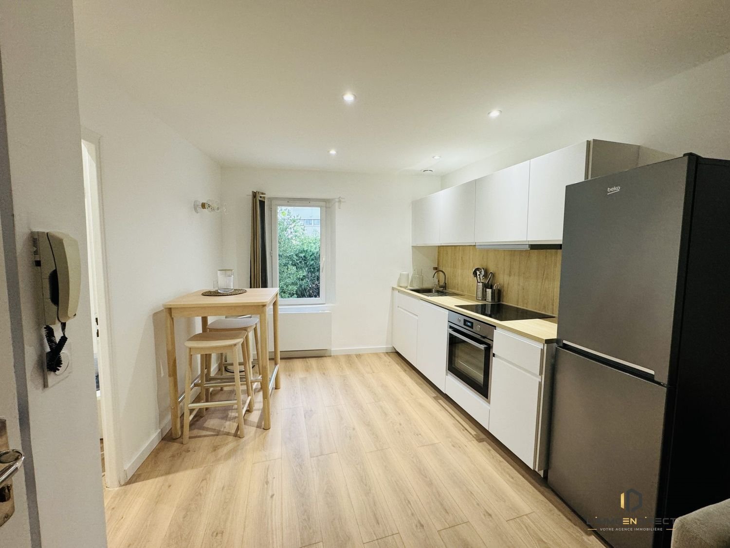 Appartement à louer, 28m², Marseille 8ème