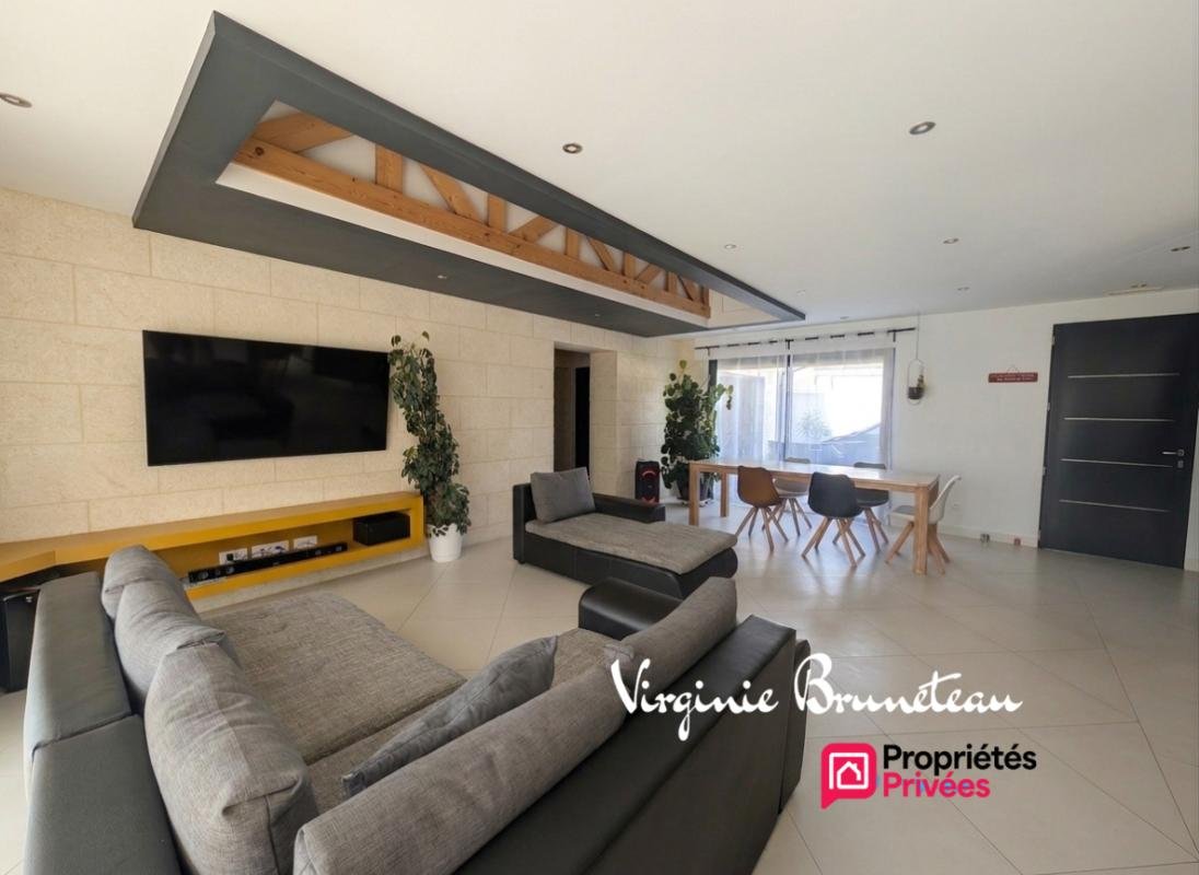 Maison à vendre, 119m², Soussans
