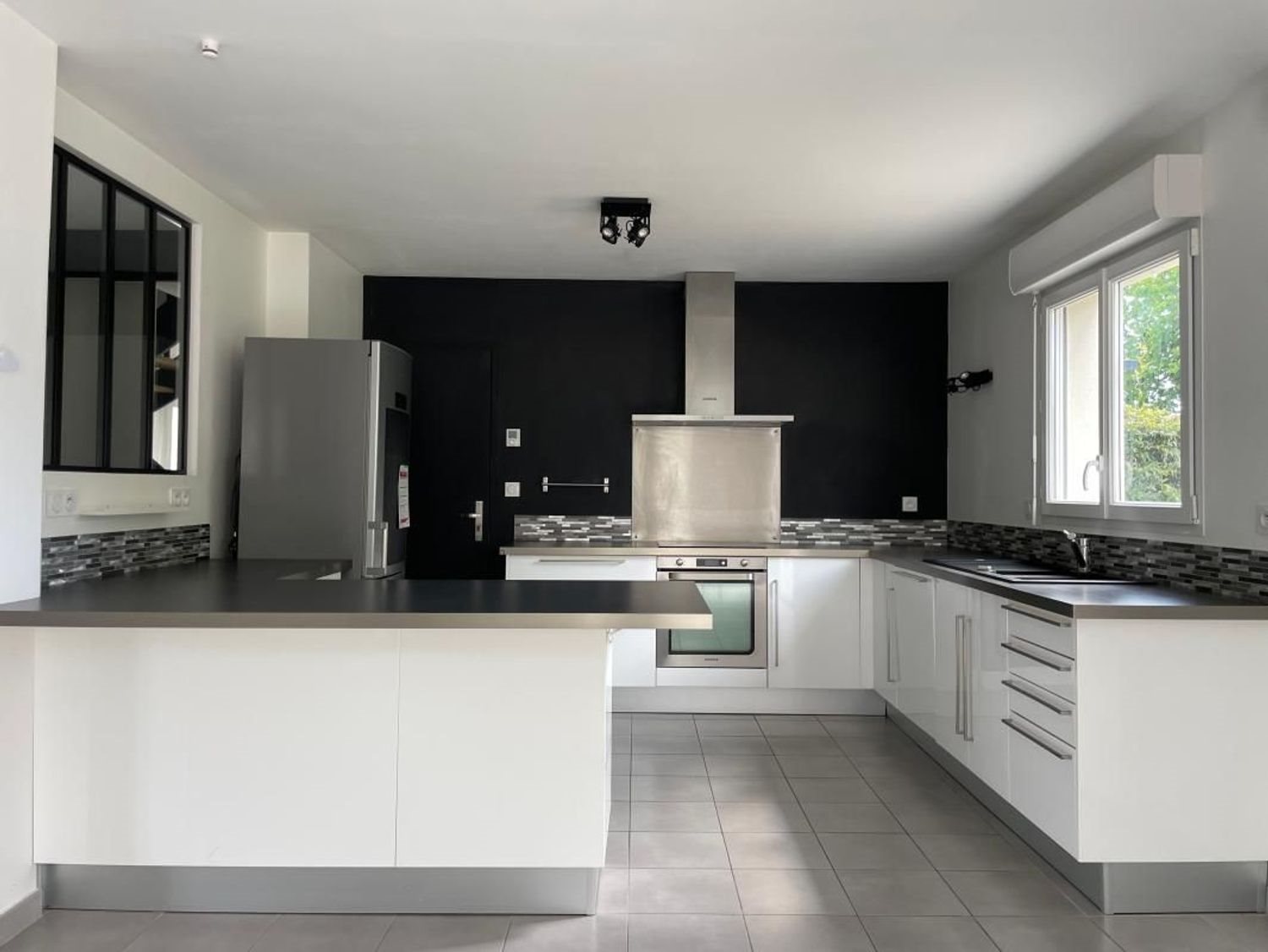 Maison à vendre, 90m², Treffléan