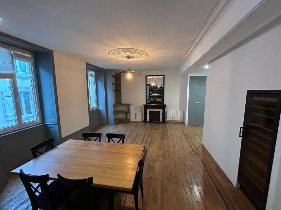 Appartement à louer, 82m², Vannes