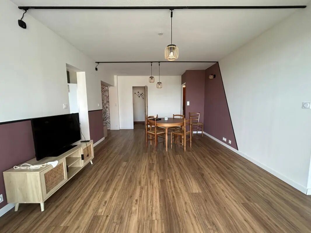 Appartement à louer, 79m², Vannes