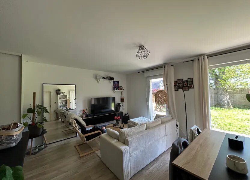 Appartement à louer, 45m², Plescop