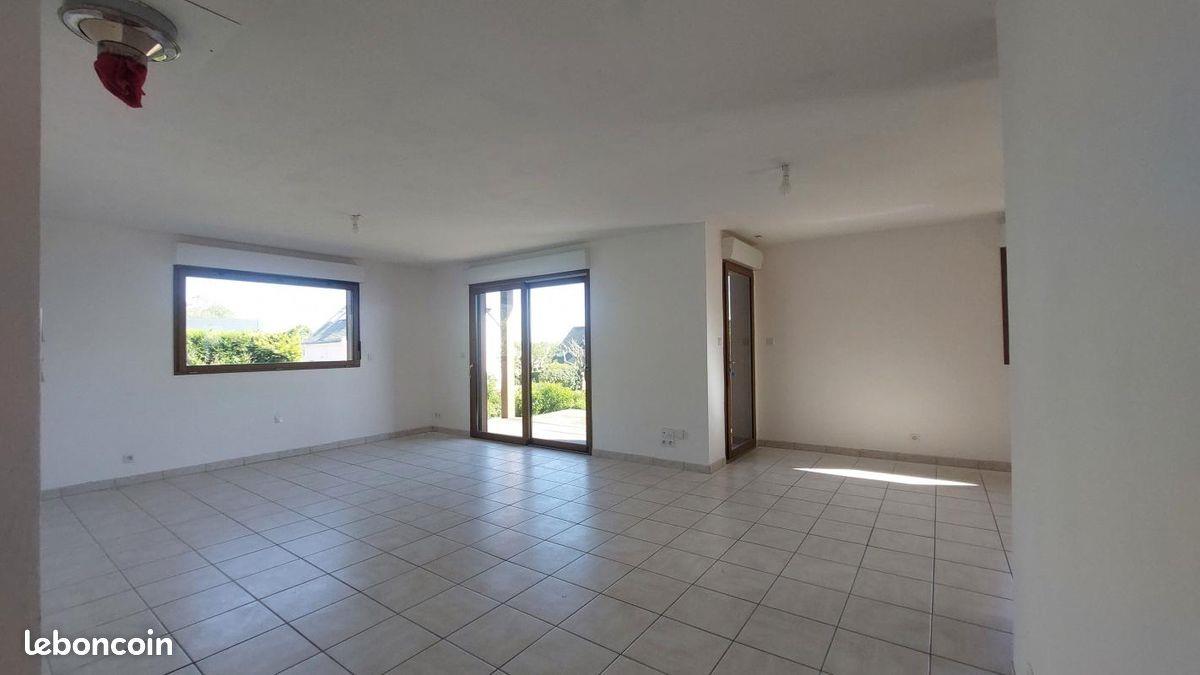 Maison à vendre, 143m², Theix