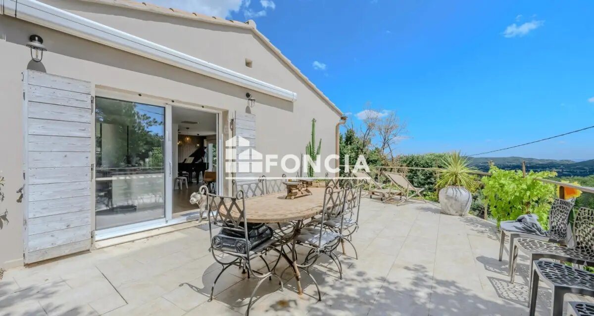 Maison à vendre, 185m², Rochefort-du-Gard
