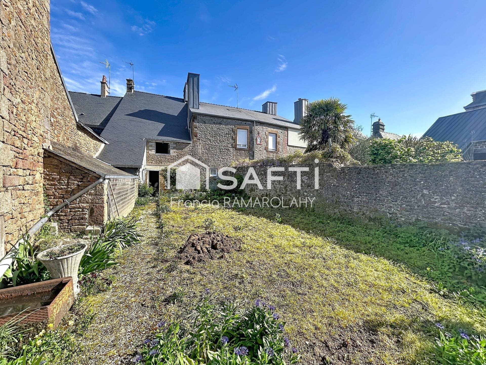 Maison à vendre, 90m², Saint-Denis-de-Gastines