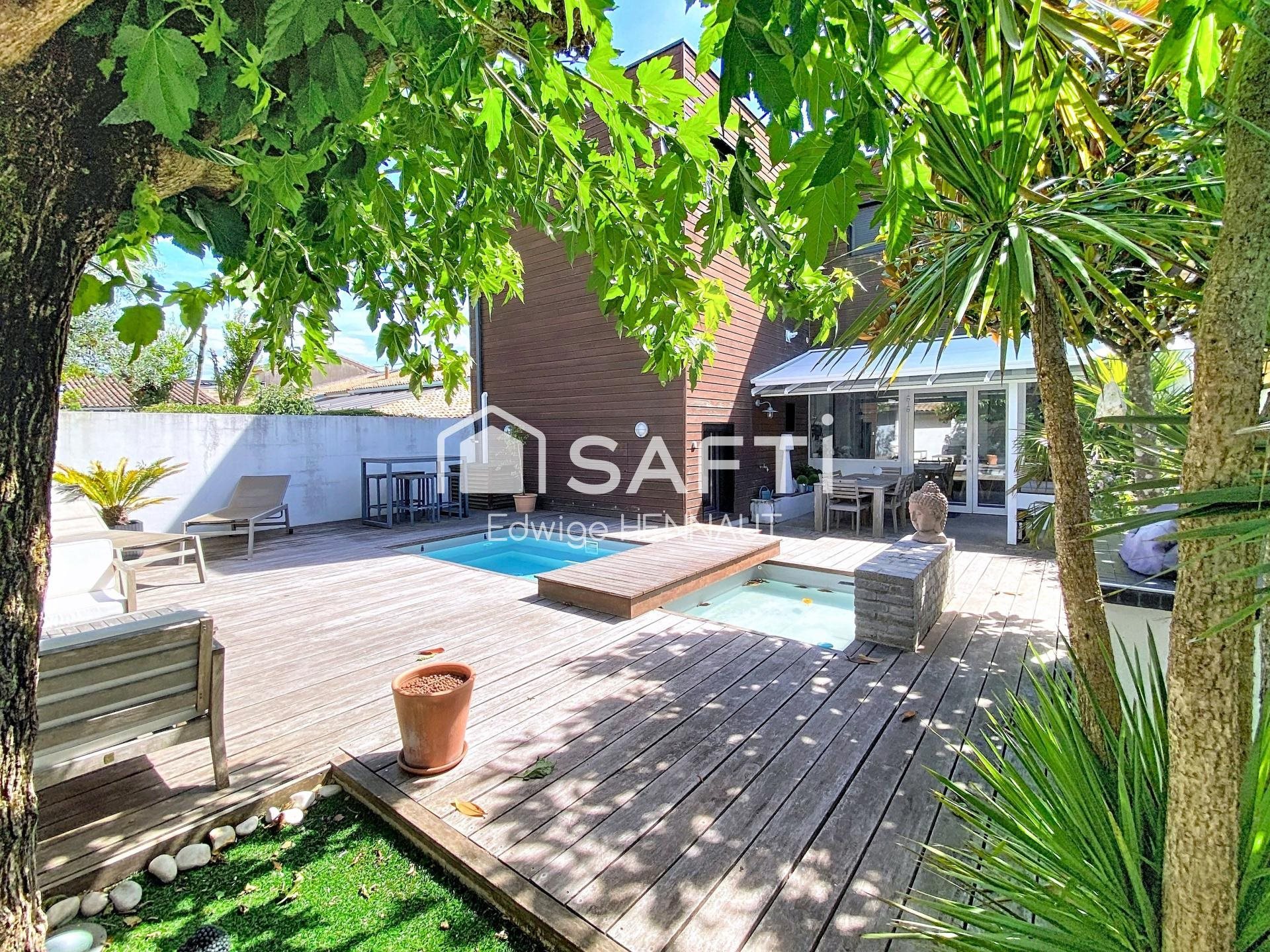 Maison à vendre, 200m², Saint-Médard-en-Jalles
