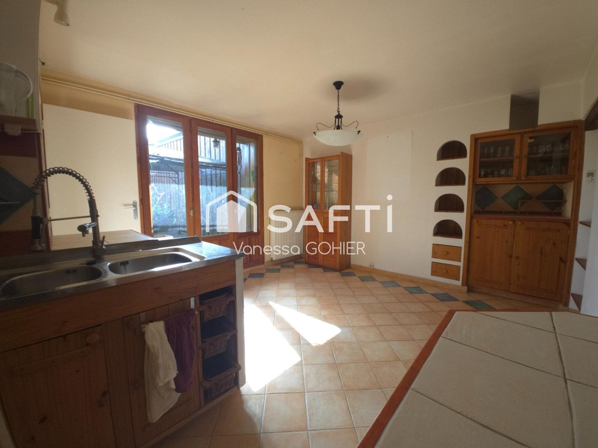 Maison à vendre, 160m², Luché-Pringé