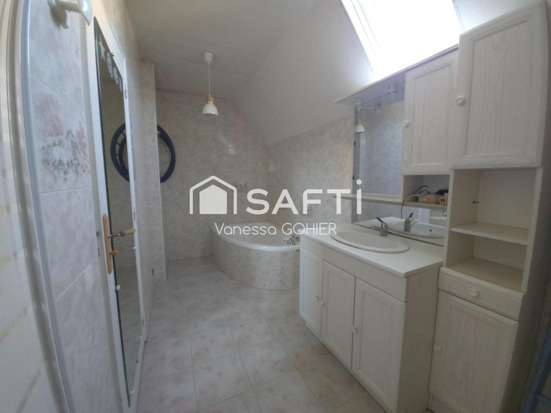 Maison à vendre, 160m², Luché-Pringé