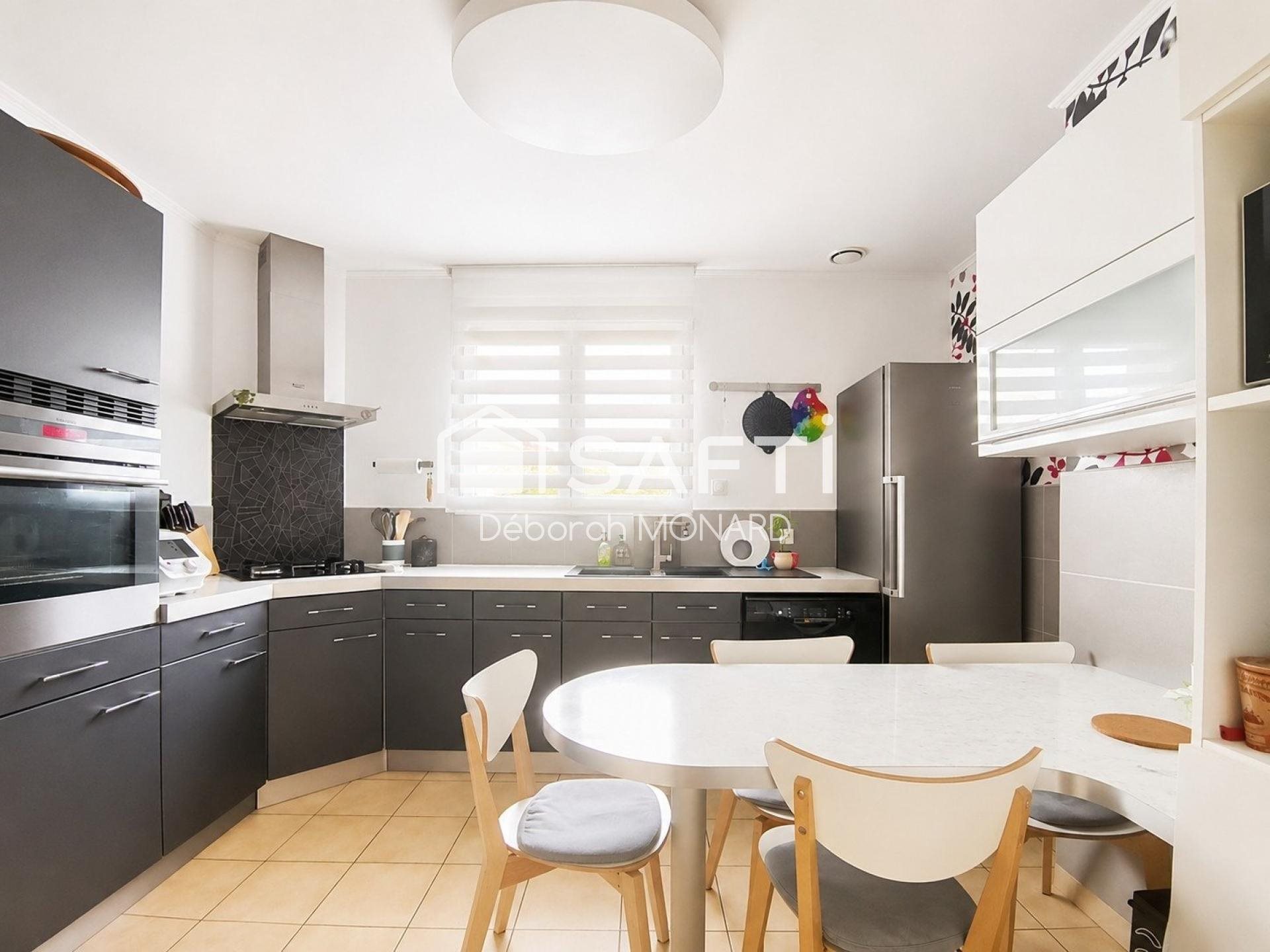 Maison à vendre, 139m², Saint-Médard-en-Jalles