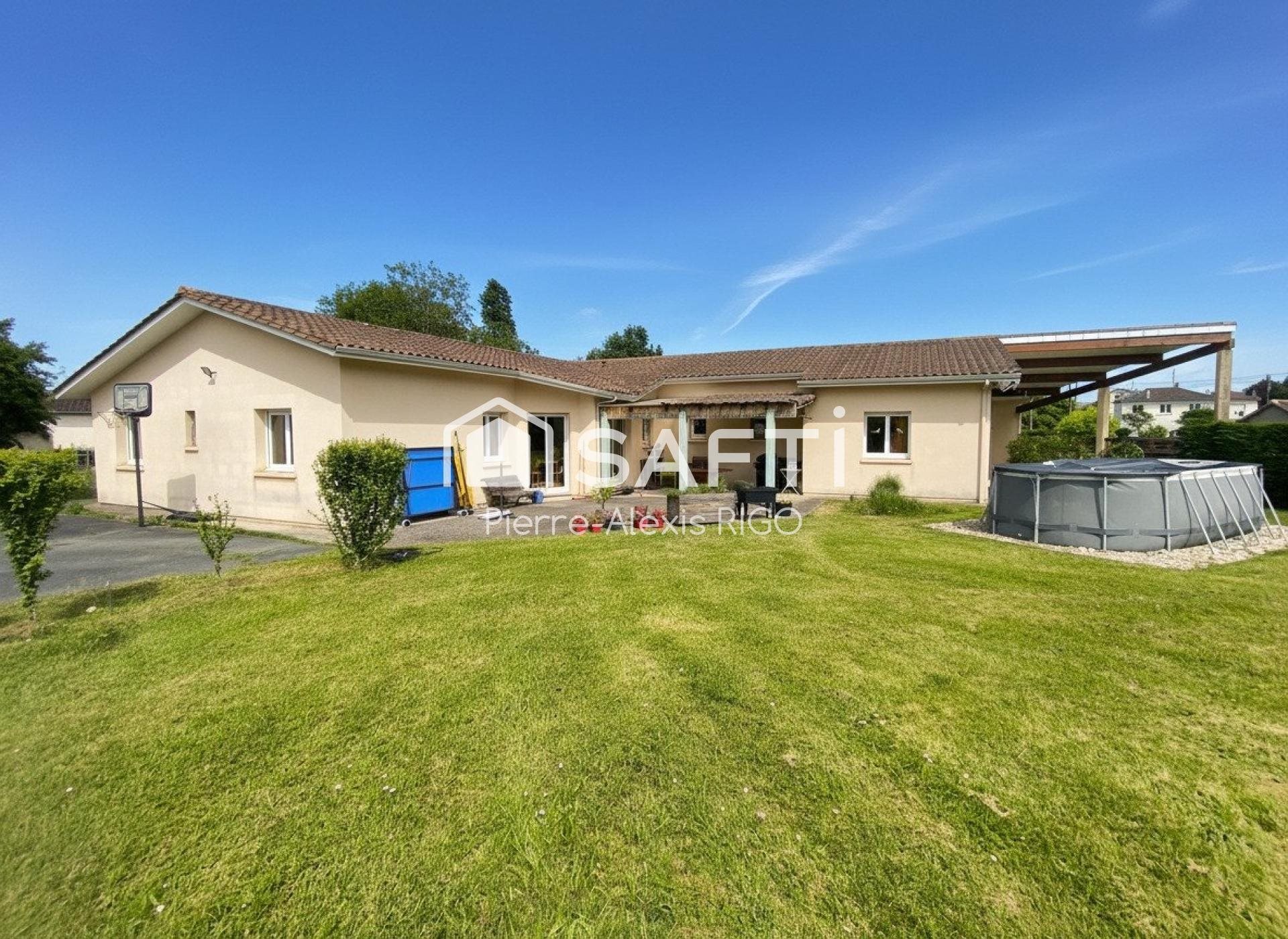 Maison à vendre, 218m², Miramont-de-Guyenne