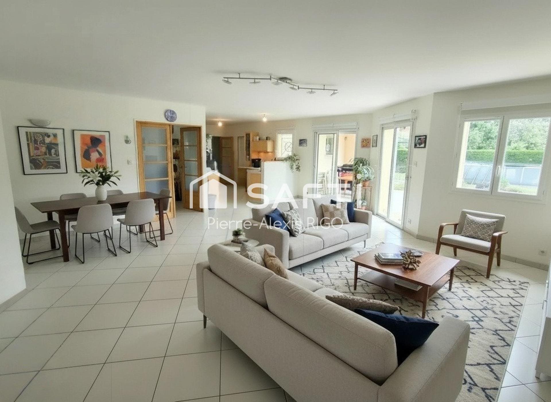 Maison à vendre, 218m², Miramont-de-Guyenne