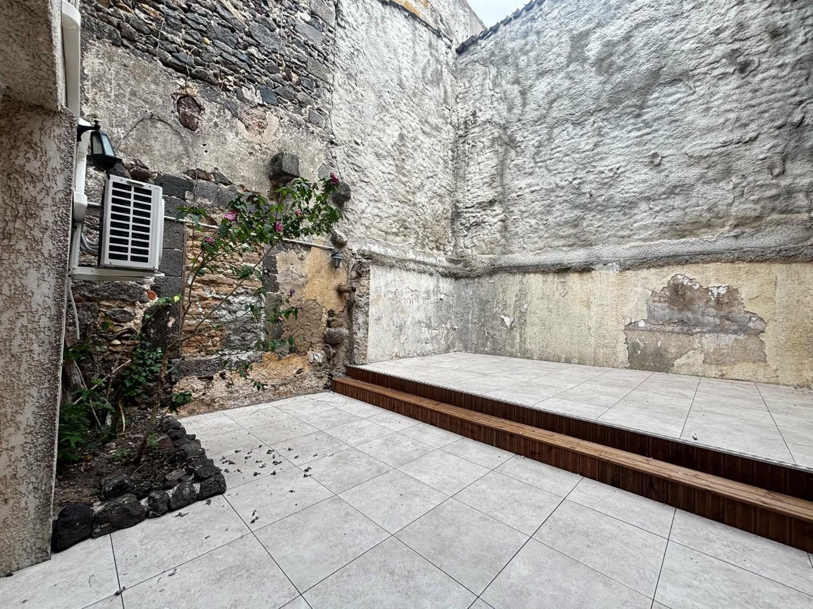 Appartement à louer, 64m², Vias