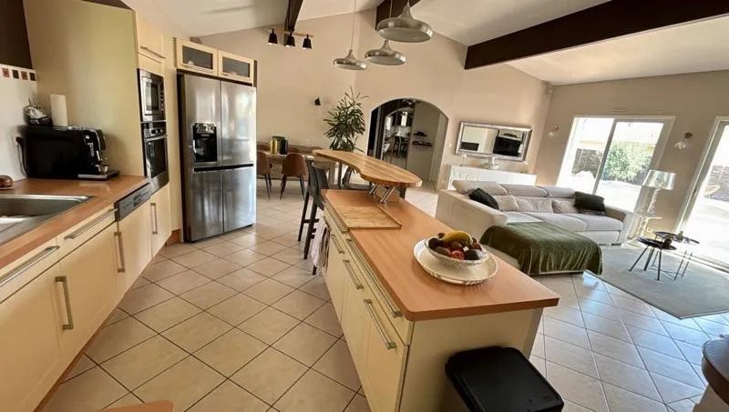 Maison à vendre, 166m², Léognan