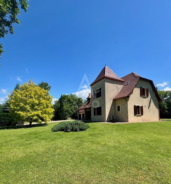 Maison à vendre, 215m², Figeac