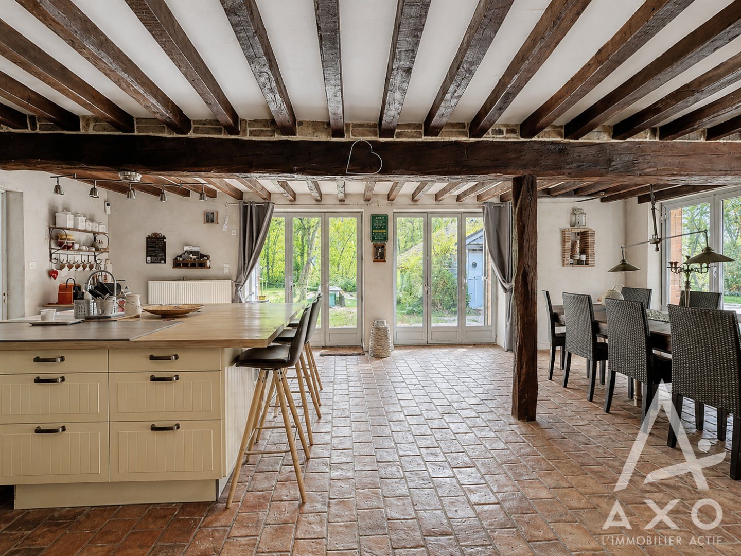 Maison à vendre, 274m², Girolles