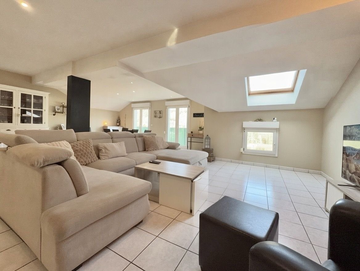 Appartement à vendre, 159m², Ars-sur-Moselle