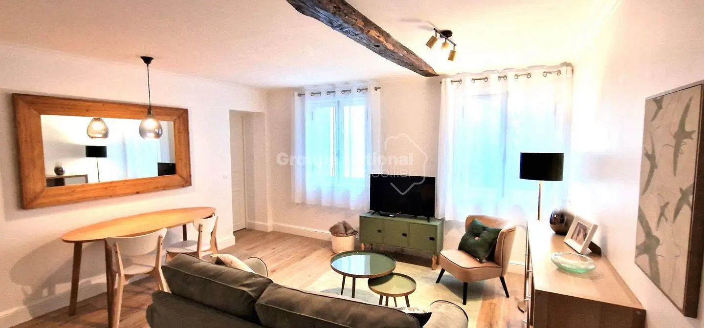 Appartement à louer, 49m², Paris 8ème