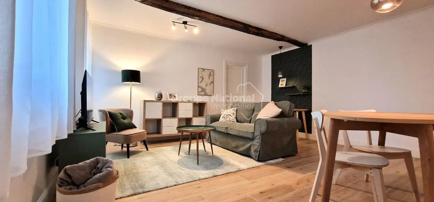 Appartement à louer, 49m², Paris 8ème