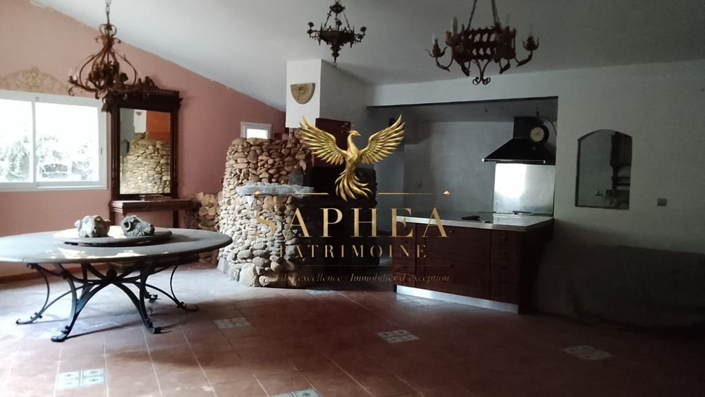 Maison à vendre, 550m², Prunelli-di-Fiumorbo