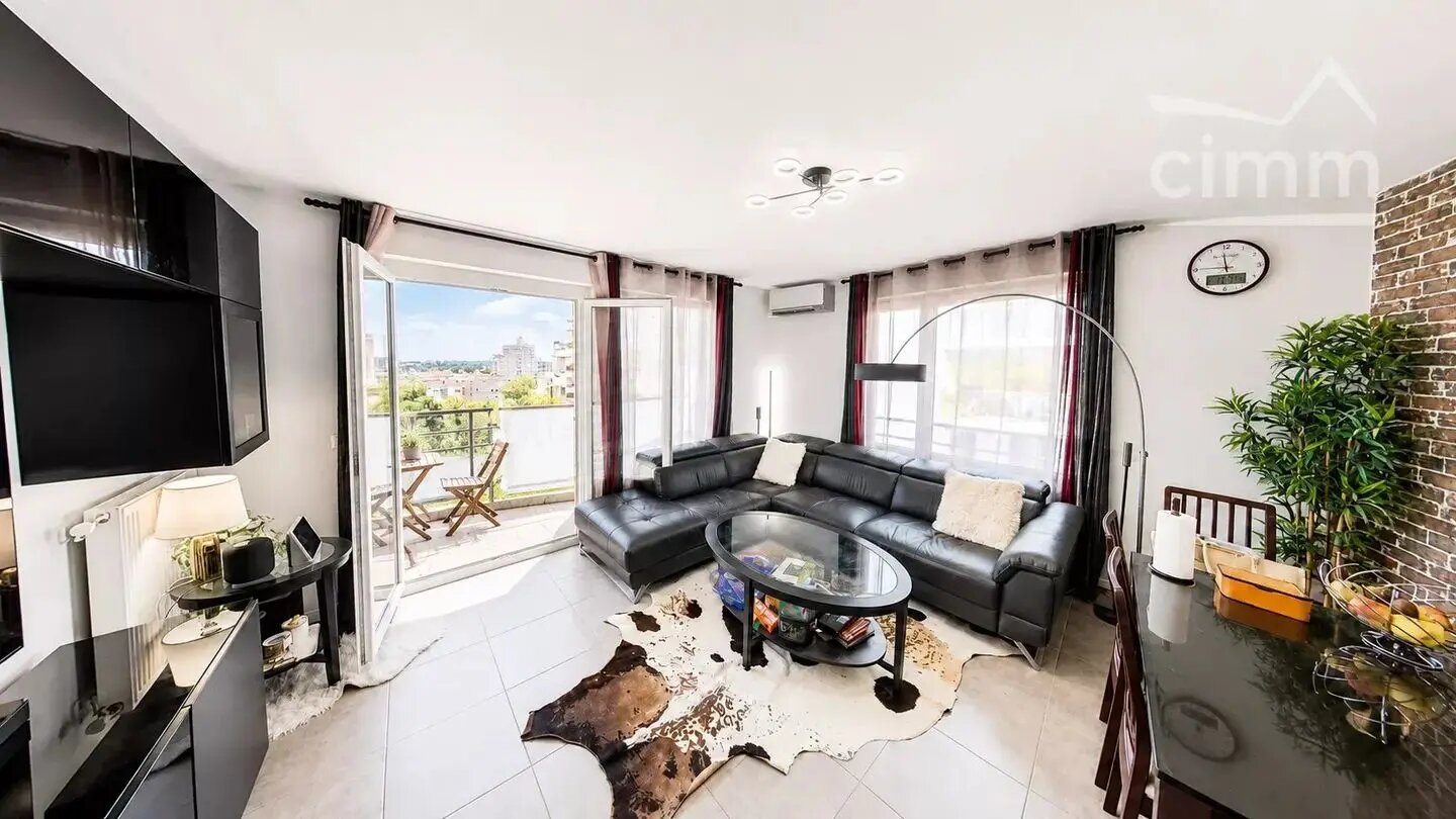 Appartement à vendre, 81m², Décines-Charpieu