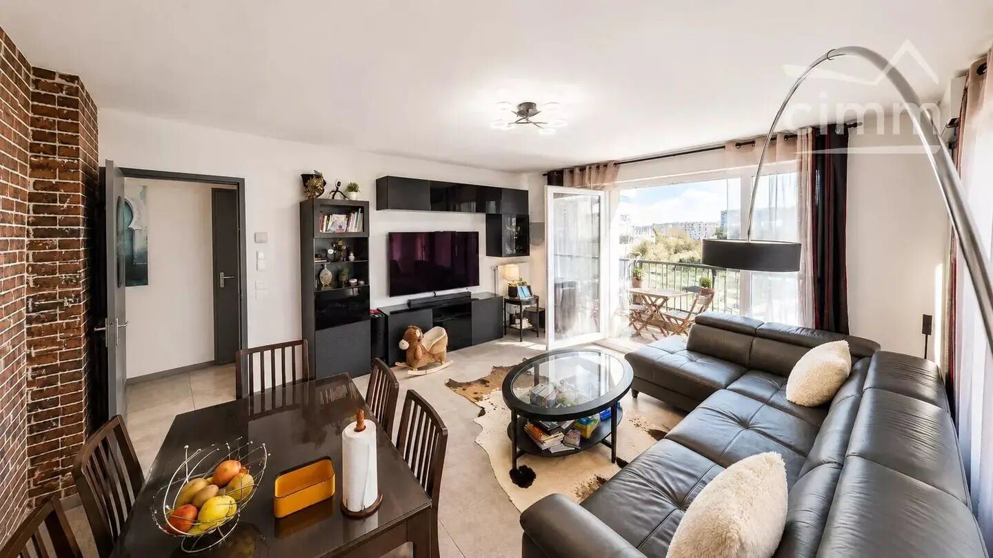 Appartement à vendre, 81m², Décines-Charpieu