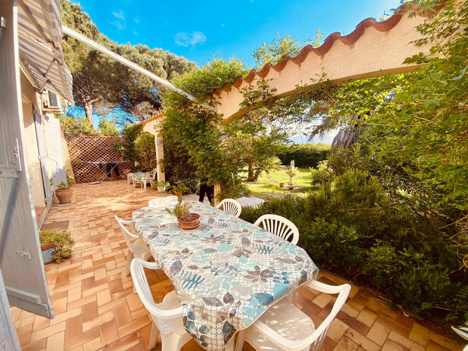 Maison à vendre, 342m², Saint-Cyprien