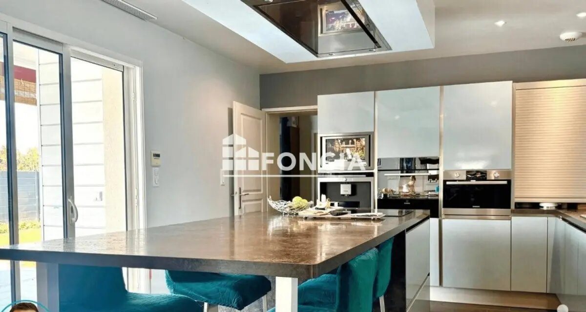Maison à vendre, 200m², Sainte-Marie-de-Gosse