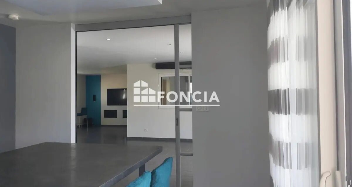 Maison à vendre, 200m², Sainte-Marie-de-Gosse