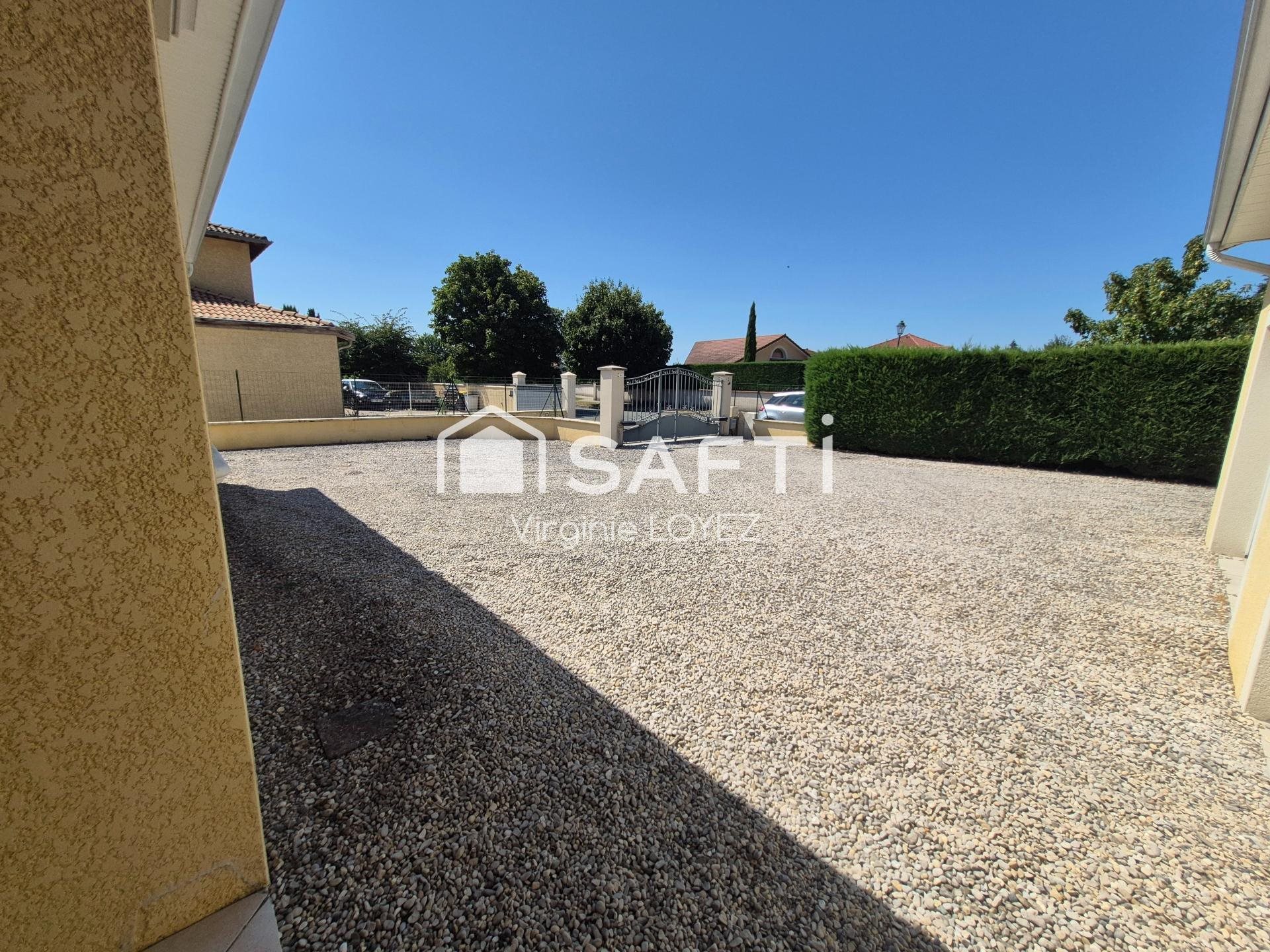 Maison à vendre, 138m², Ambutrix