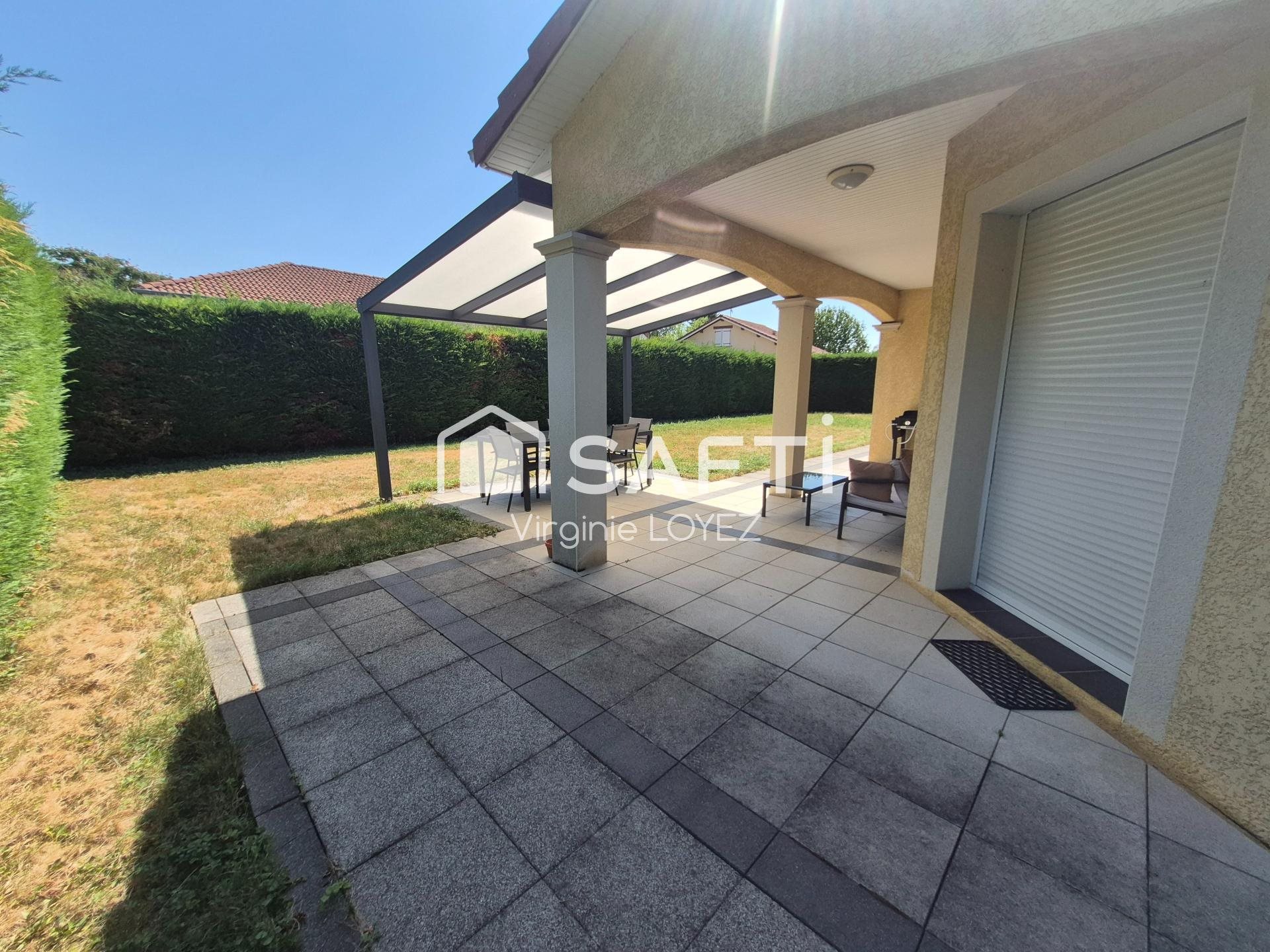 Maison à vendre, 138m², Ambutrix