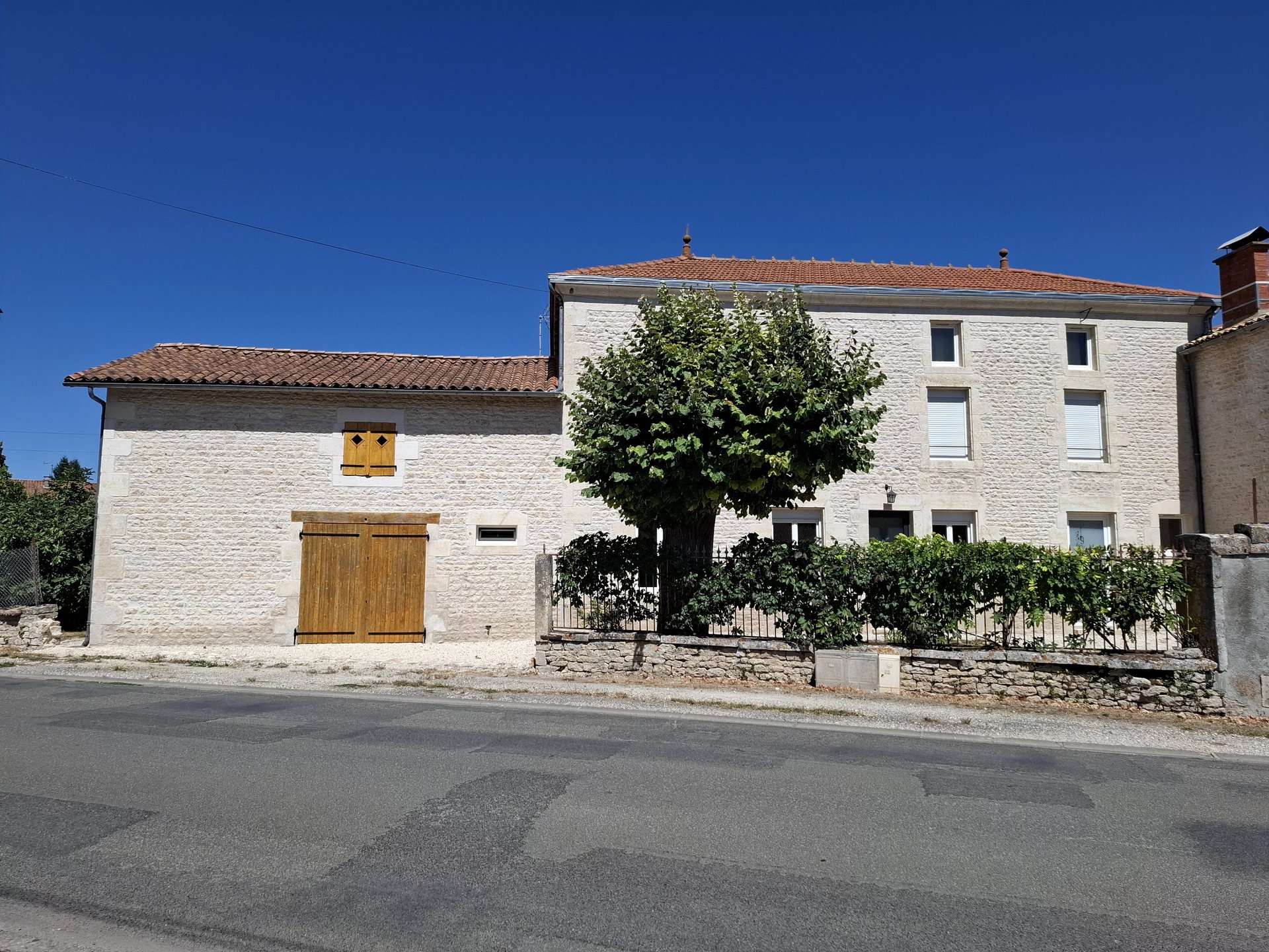 Maison à vendre, 190m², Brioux-sur-Boutonne
