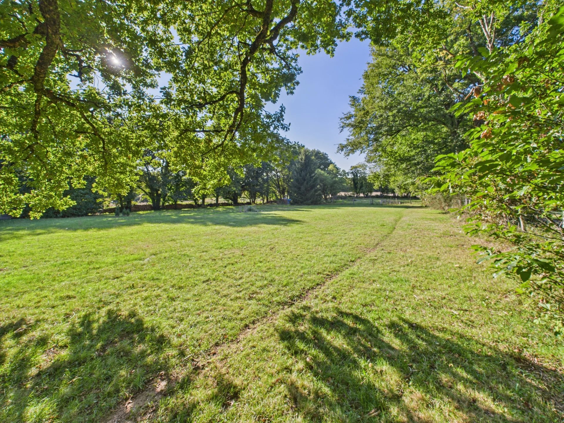 Maison à vendre, 170m², Abjat-sur-Bandiat
