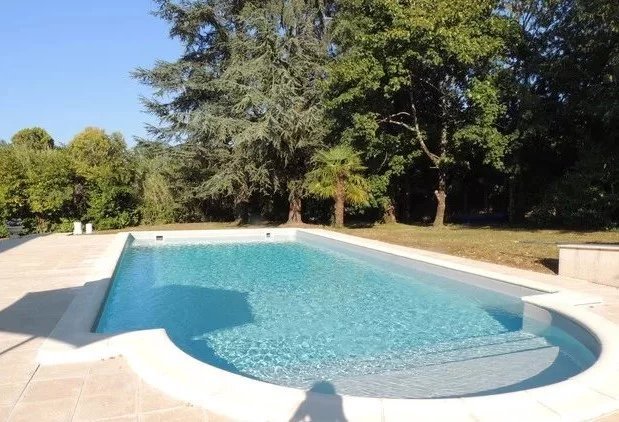 Maison à vendre, 275m², Sainte-Livrade-sur-Lot