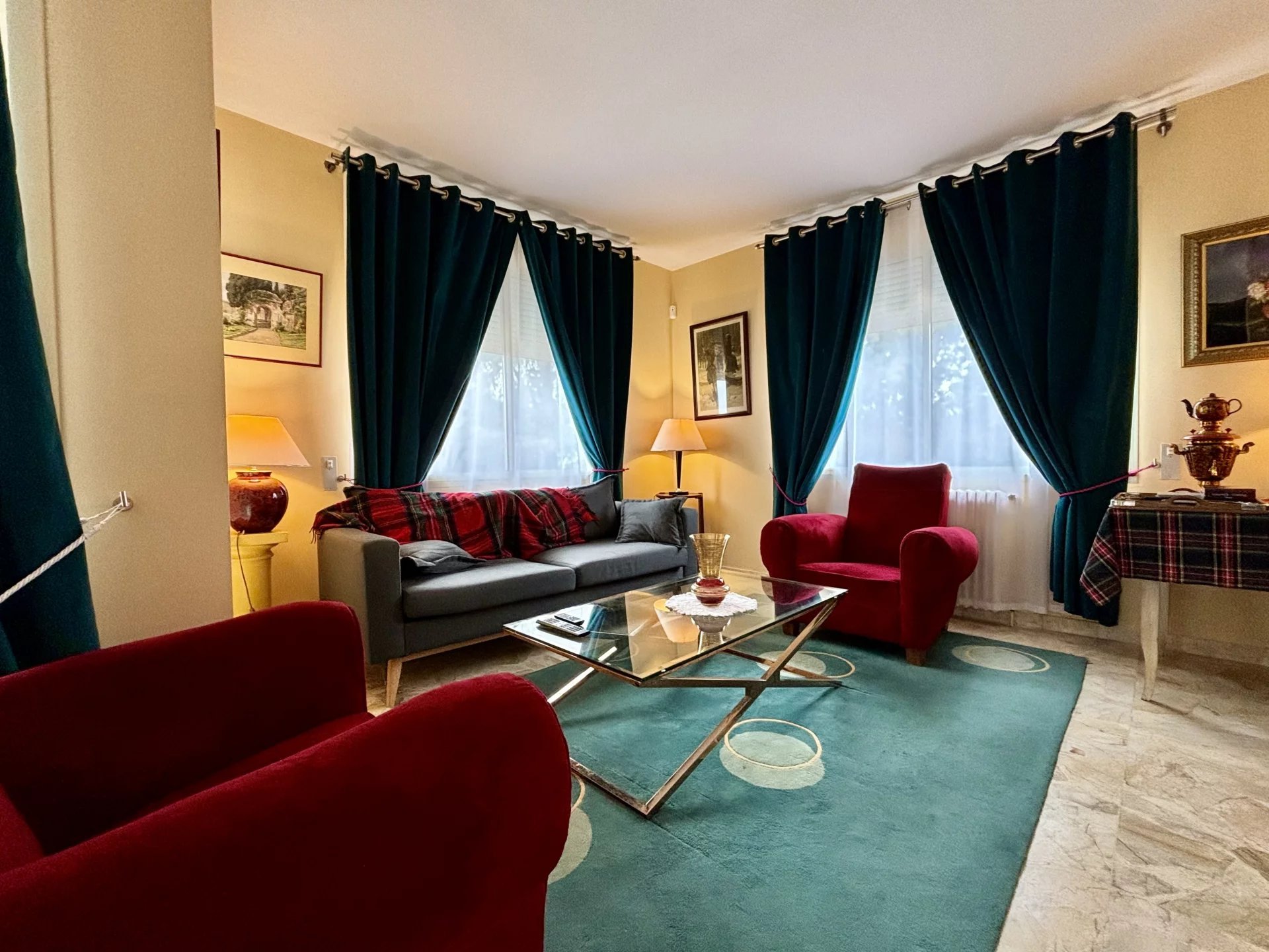 Maison à vendre, 275m², Sainte-Livrade-sur-Lot