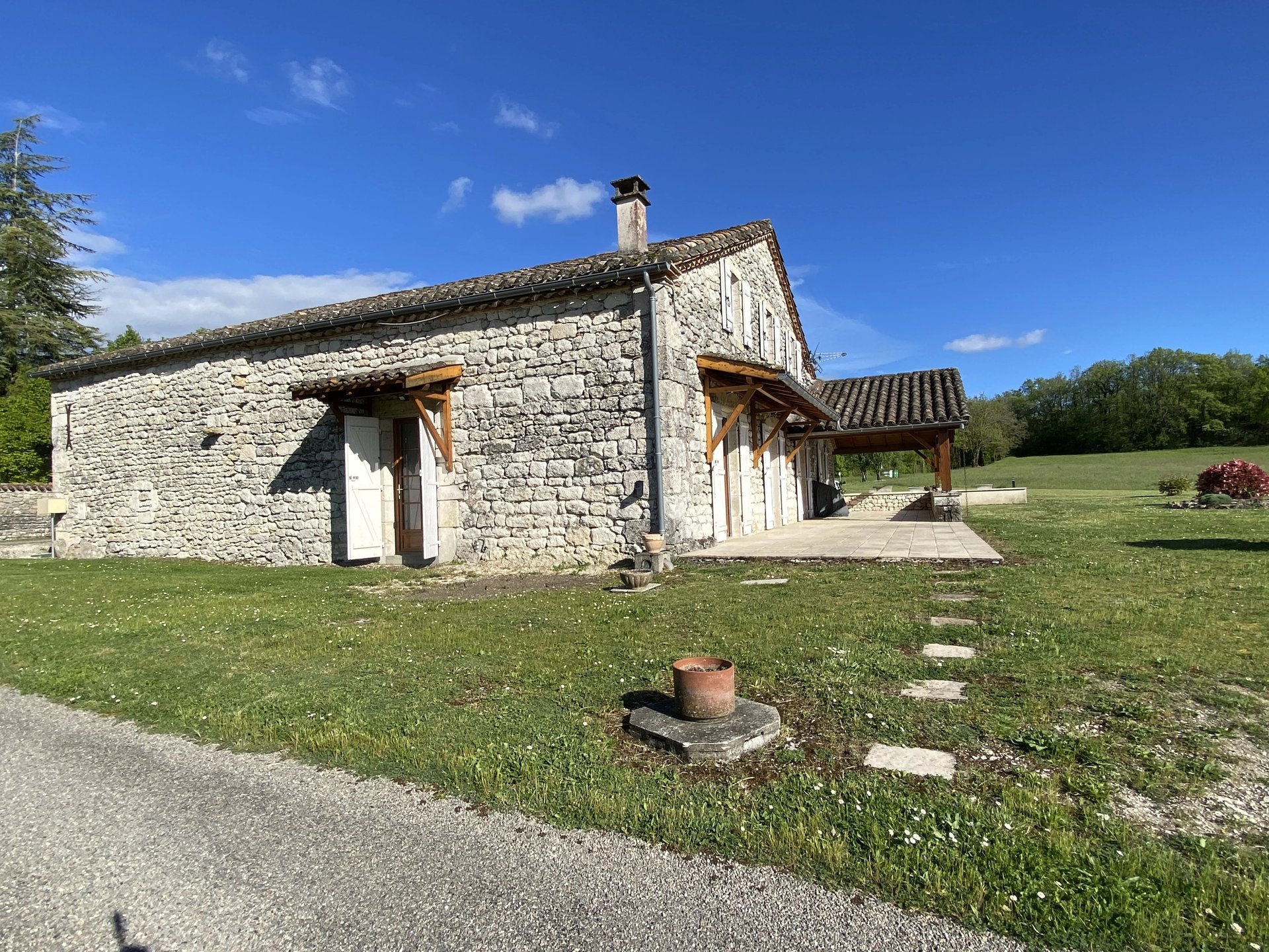 Maison à vendre, 210m², Montcuq-en-Quercy-Blanc