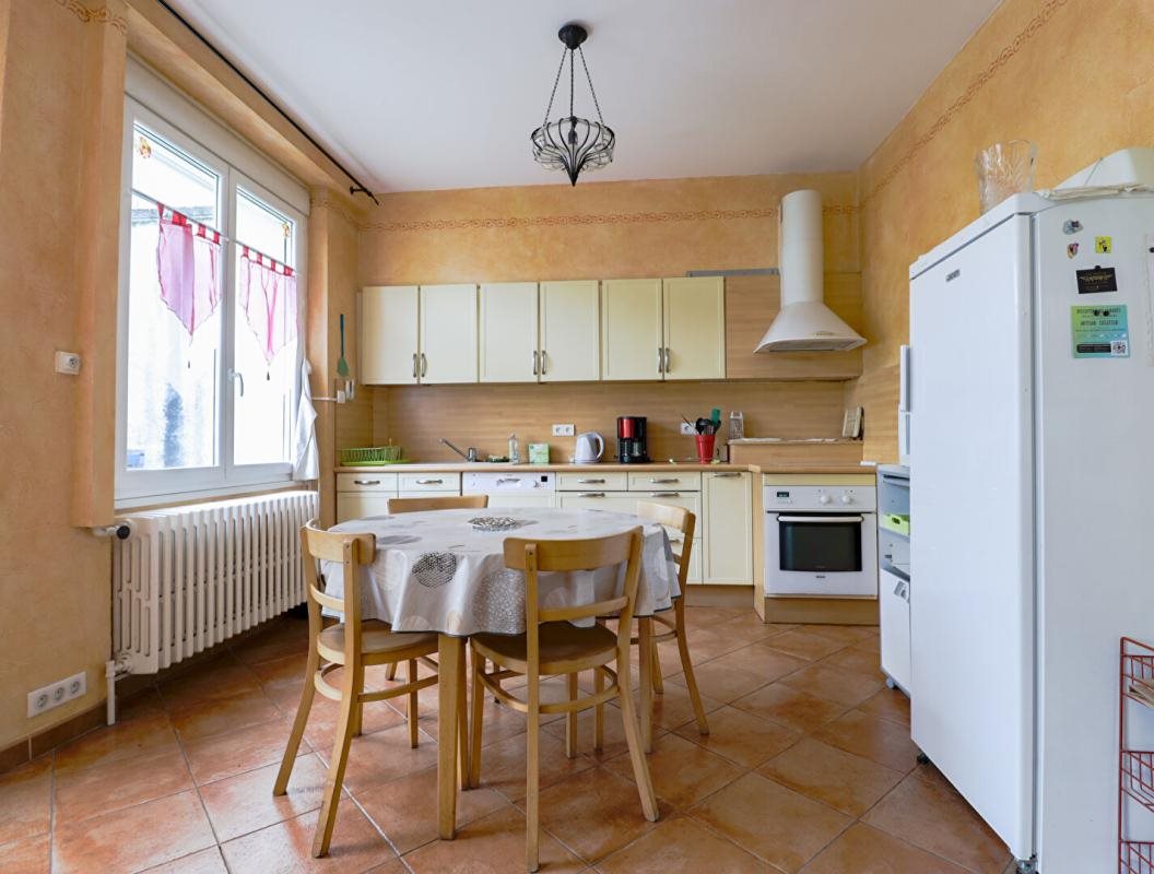 Maison à vendre, 152m², Lacaune