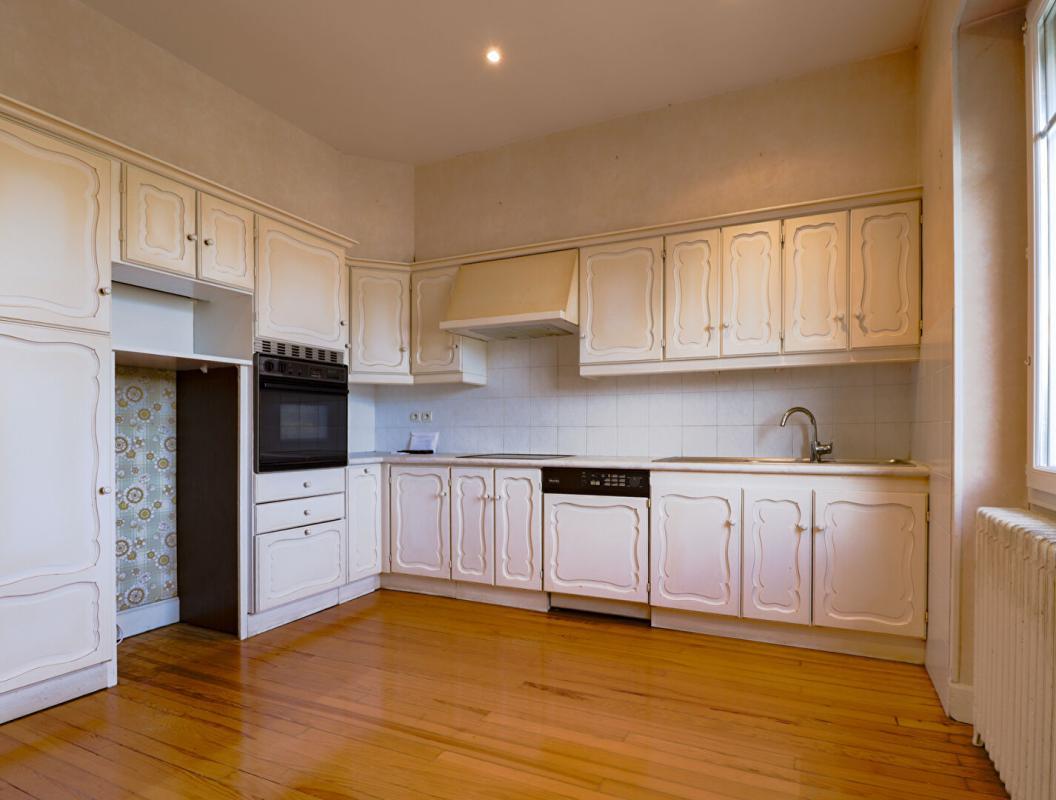 Maison à vendre, 241m², Aussillon