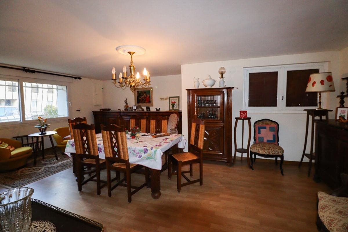 Maison à vendre, 260m², Lacaune
