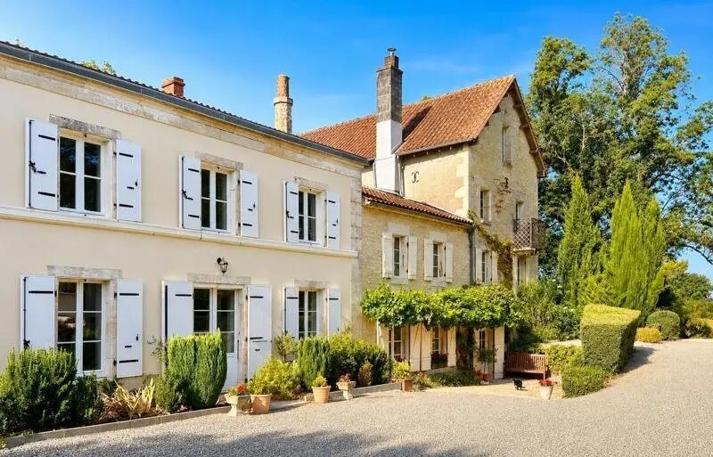 Maison à vendre, 384m², Marsais