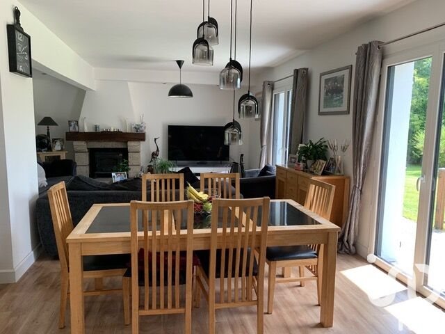 Maison à vendre, 154m², La Feuillée