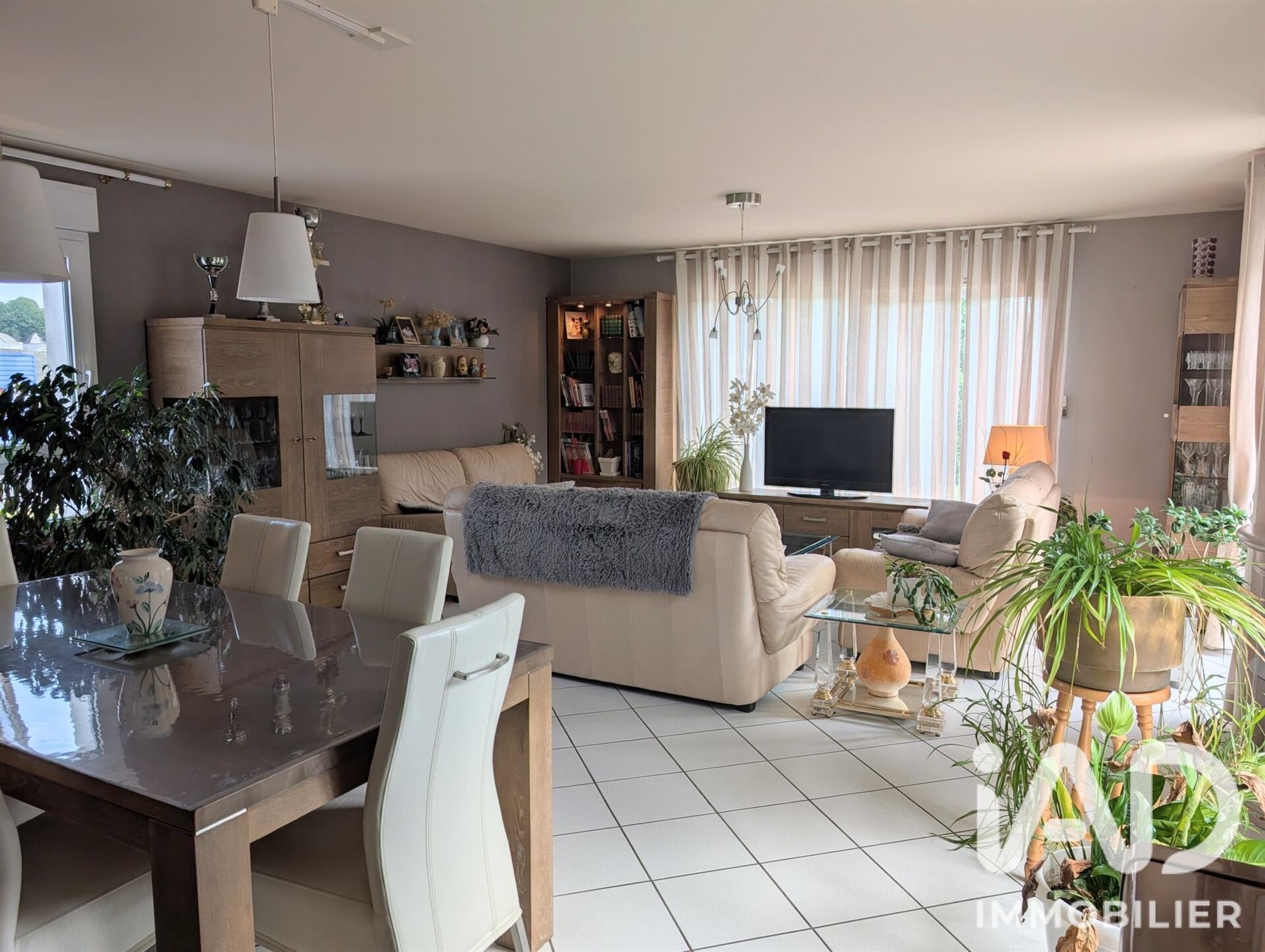 Maison à vendre, 230m², Carhaix-Plouguer