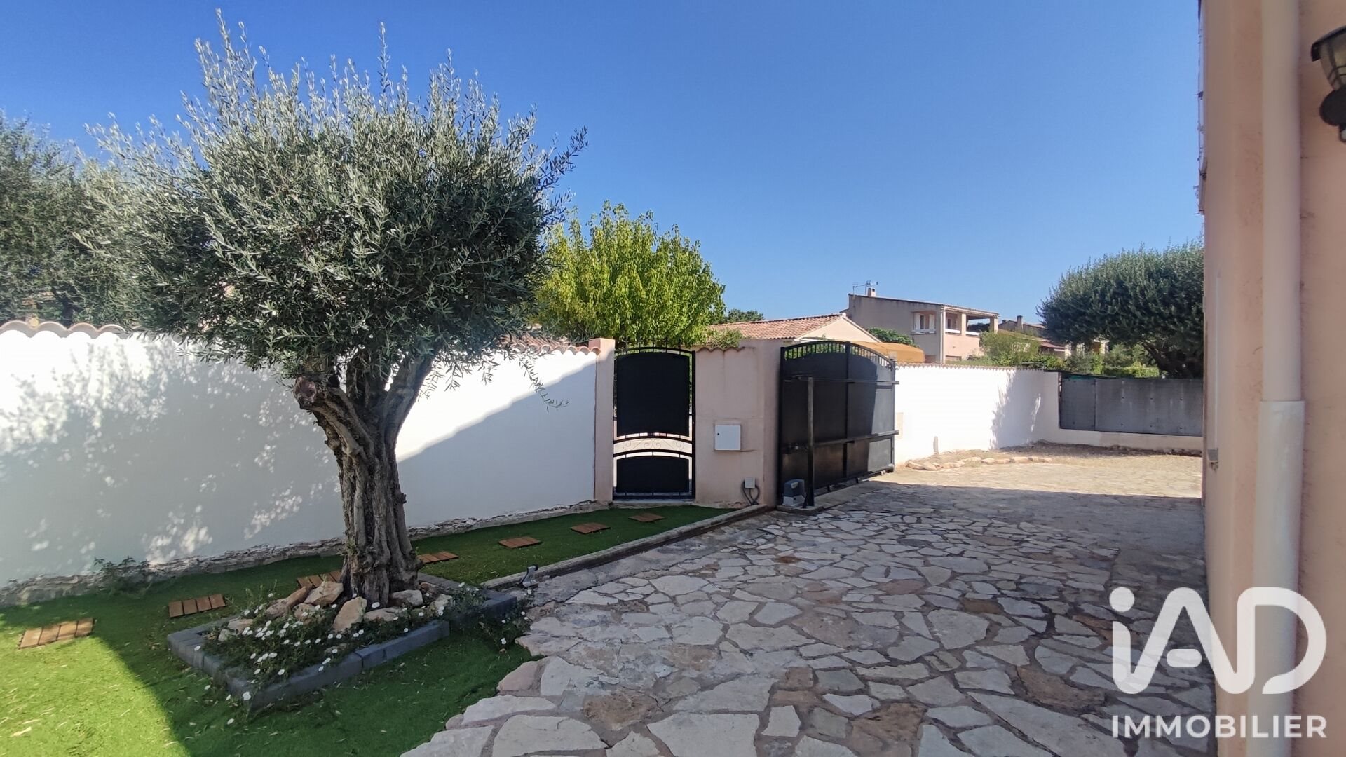 Maison à vendre, 103m², Cuers