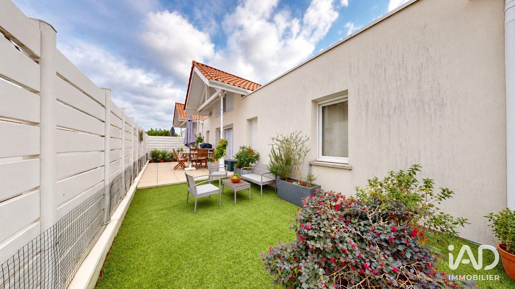 Appartement à vendre, 77m², Arès