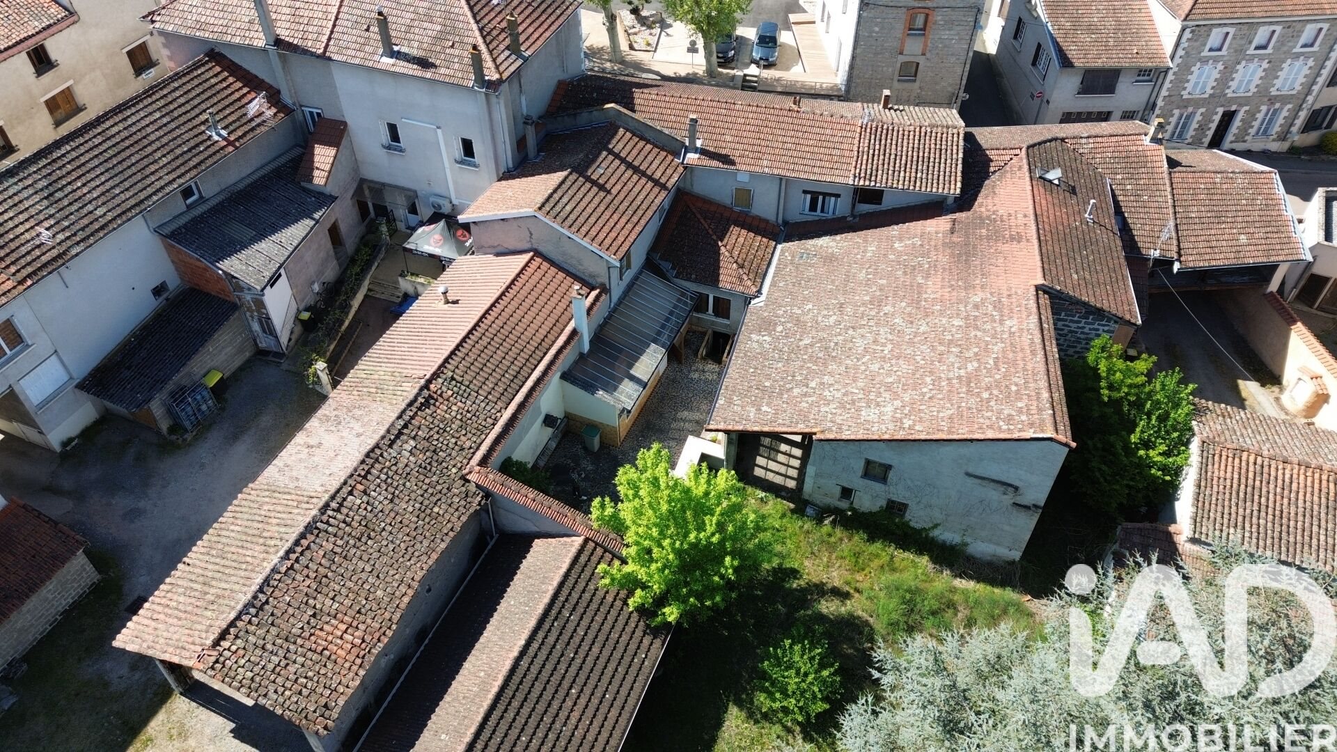 Maison à vendre, 195m², Nervieux