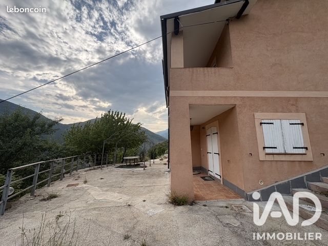 Maison à vendre, 123m², La Brigue